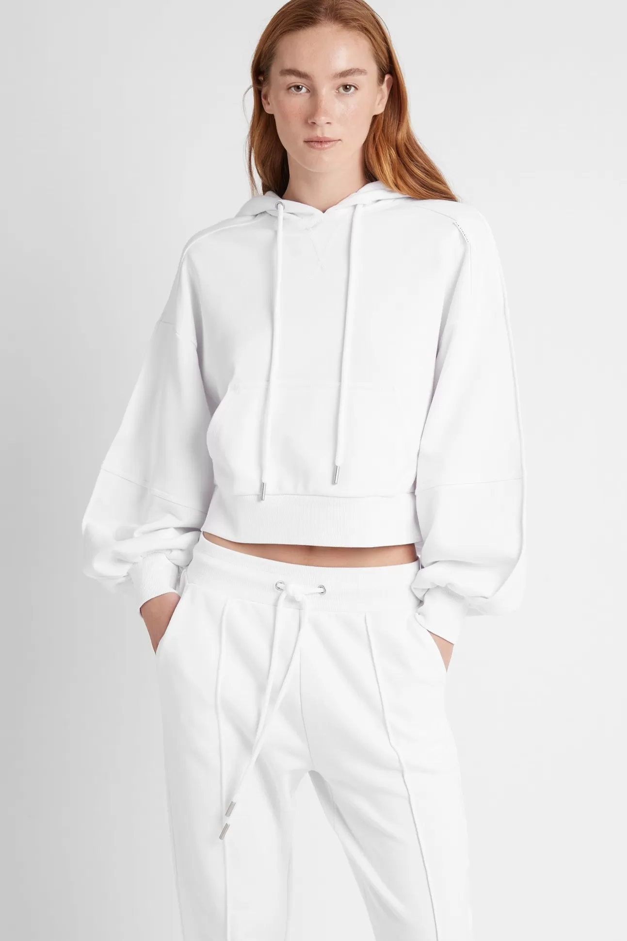 Aje ATHLETICA Essential Cropped Hoodie 405 White Fashion