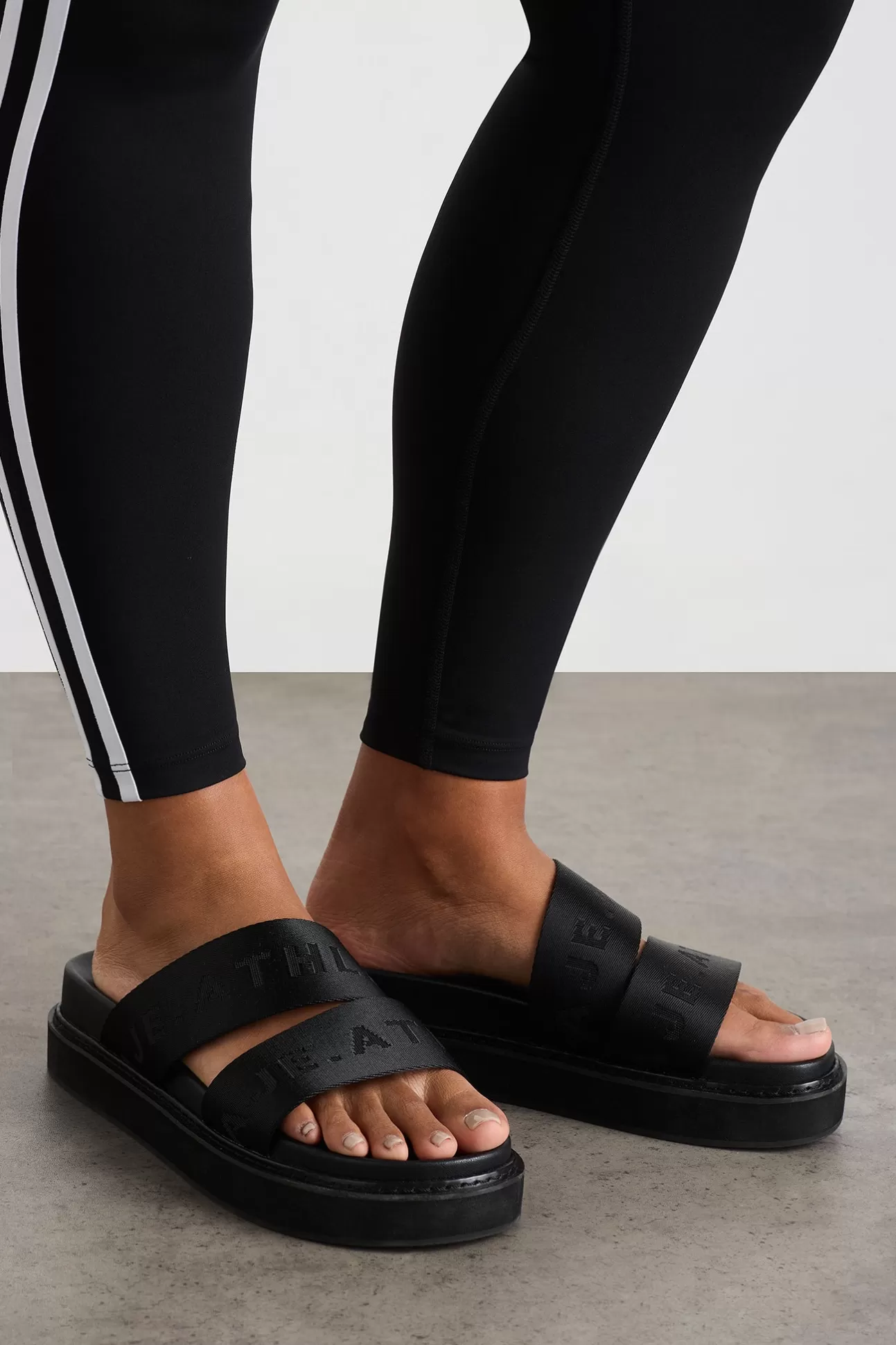 Aje ATHLETICA Logotape Platform Slide 916 Black Hot