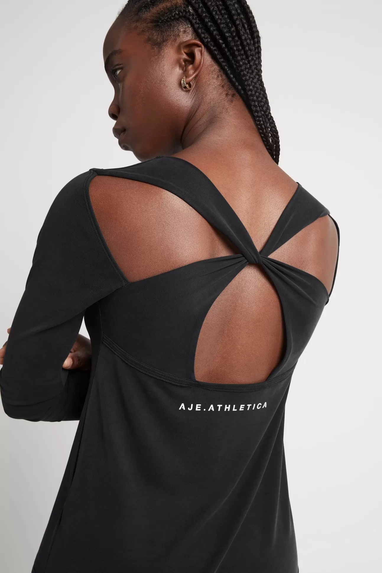 Aje ATHLETICA Long Sleeve Yoga Top 121 Black Best Sale