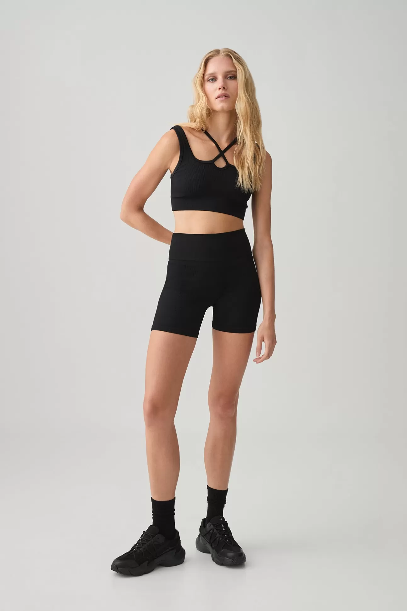 Aje ATHLETICA Seamless Rib Short 624 Black Sale