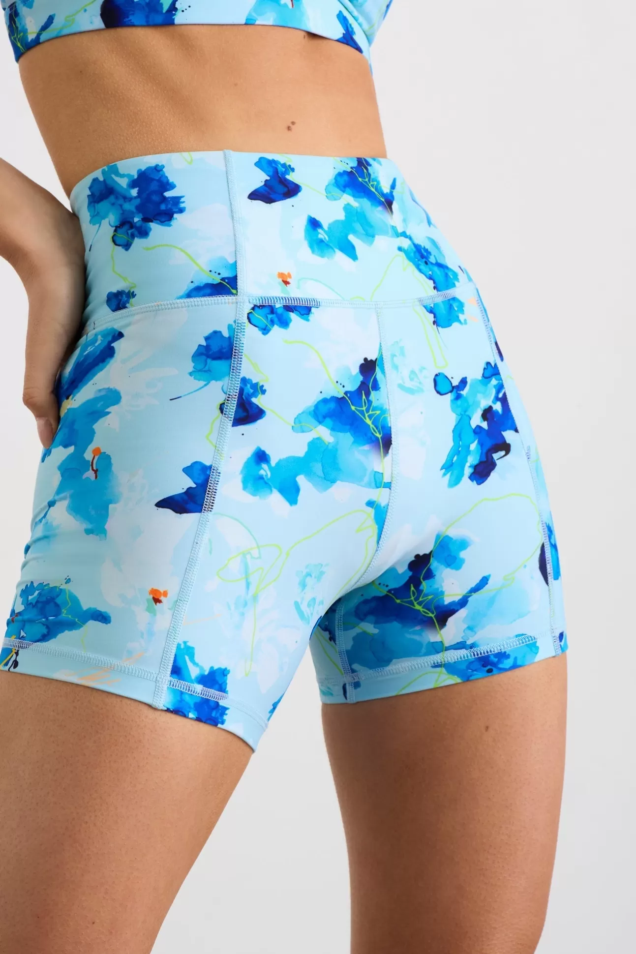 Aje ATHLETICA Signature Logo Bike Shorts 605 Expressive Floral Best Sale