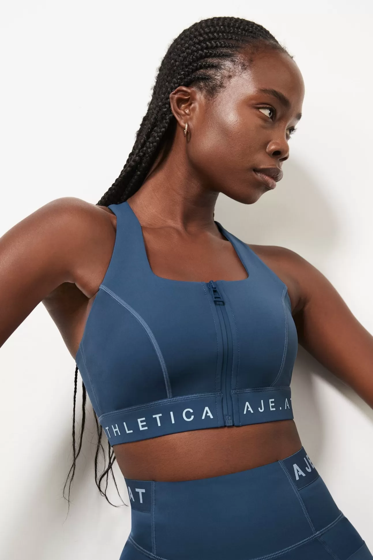 Aje ATHLETICA Zip Front Logotape Sports Bra 319 Midnight Blue/Steel Blue Fashion