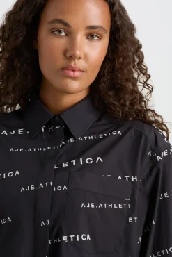 All Over Logo Spray Shirt 406