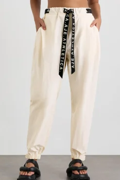 Belted Windbreak Pant 502