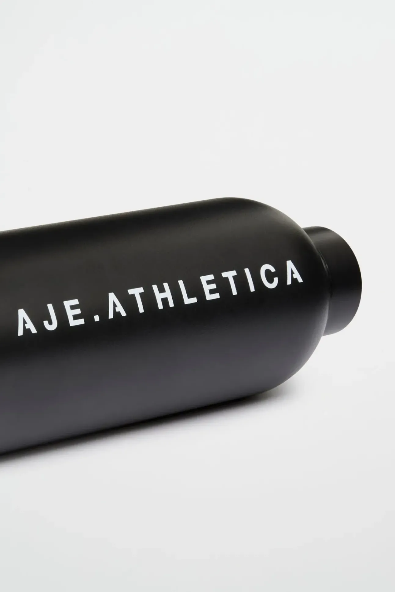 Classic Logo Drink Bottle 907