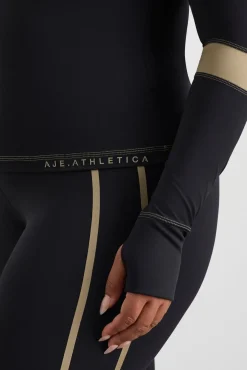 Colour Blocked Quarter Zip 758