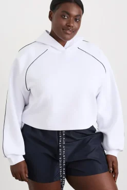 Cropped Contrast Hoodie 405