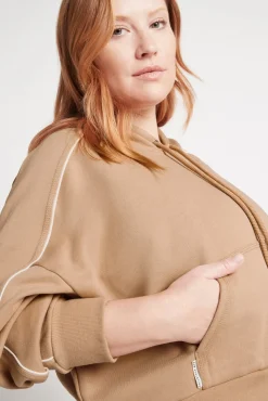 Cropped Essential Contrast Piping Hoodie 405