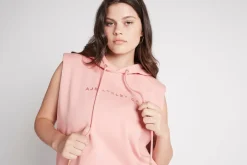 Cropped Established Short Sleeve Hoodie 402