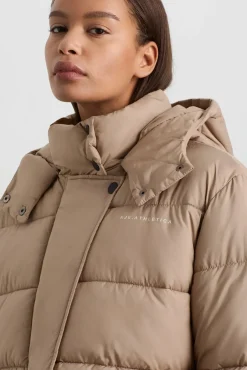 Cropped Hooded Puffer Jacket 764