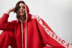 Cropped Logotape Long Sleeve Hoodie 409