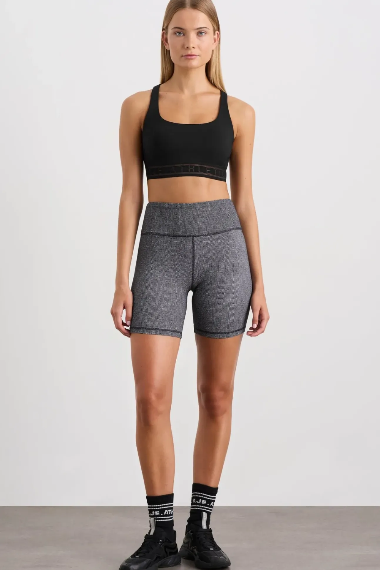 Cross Back Sports Bra 383