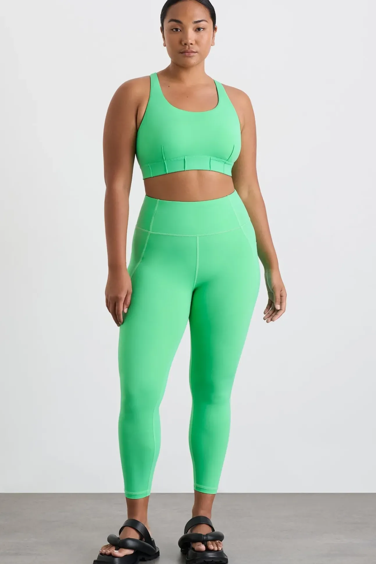 Crossback Sports Bra 343