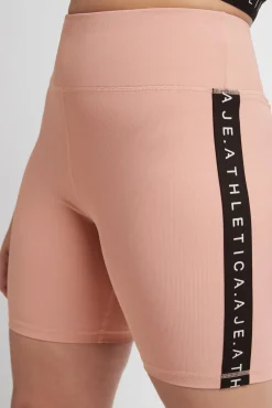 Essential Mid Length Bike Shorts 601