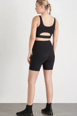 Essential Sports Bra 302