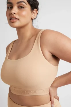 Essential Sports Bra 302