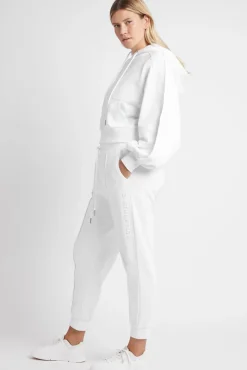 Essential Trackpants 501