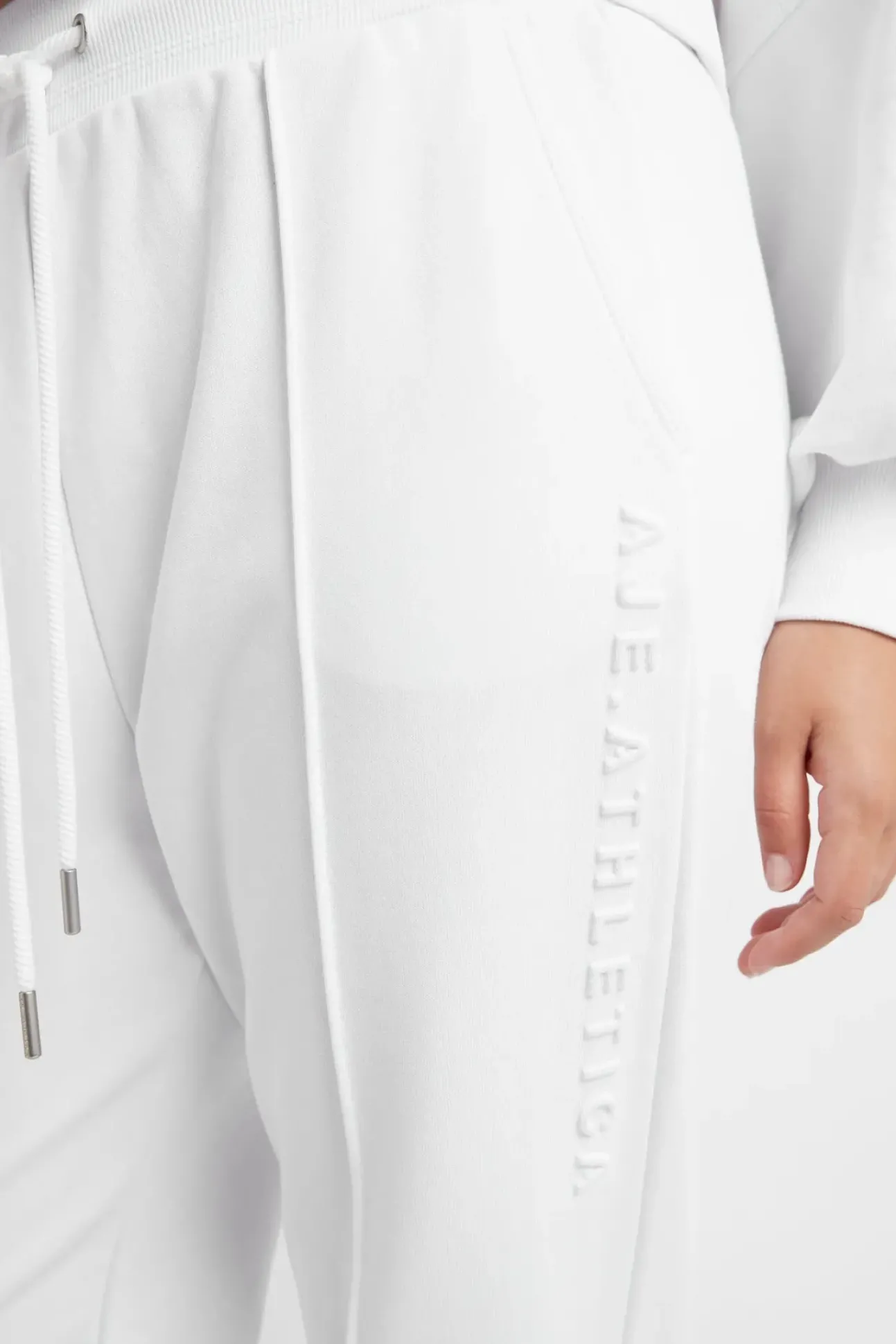 Essential Trackpants 501