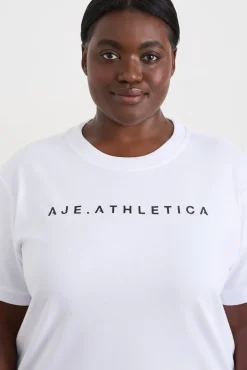 Fitted Logo T-Shirt 102