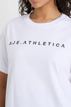 Fitted Logo T-Shirt 102