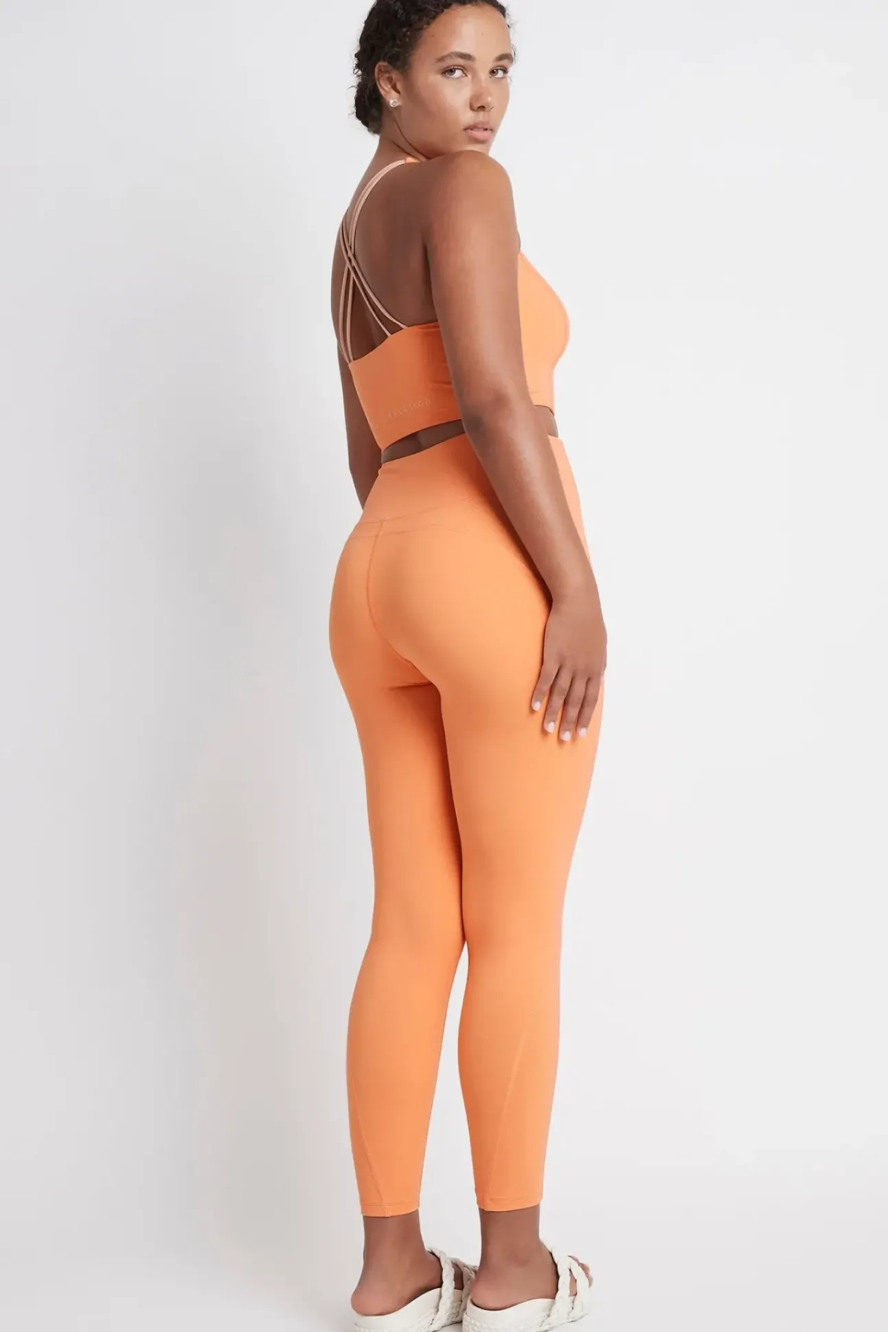 High Rise 7/8 Logo Legging 203