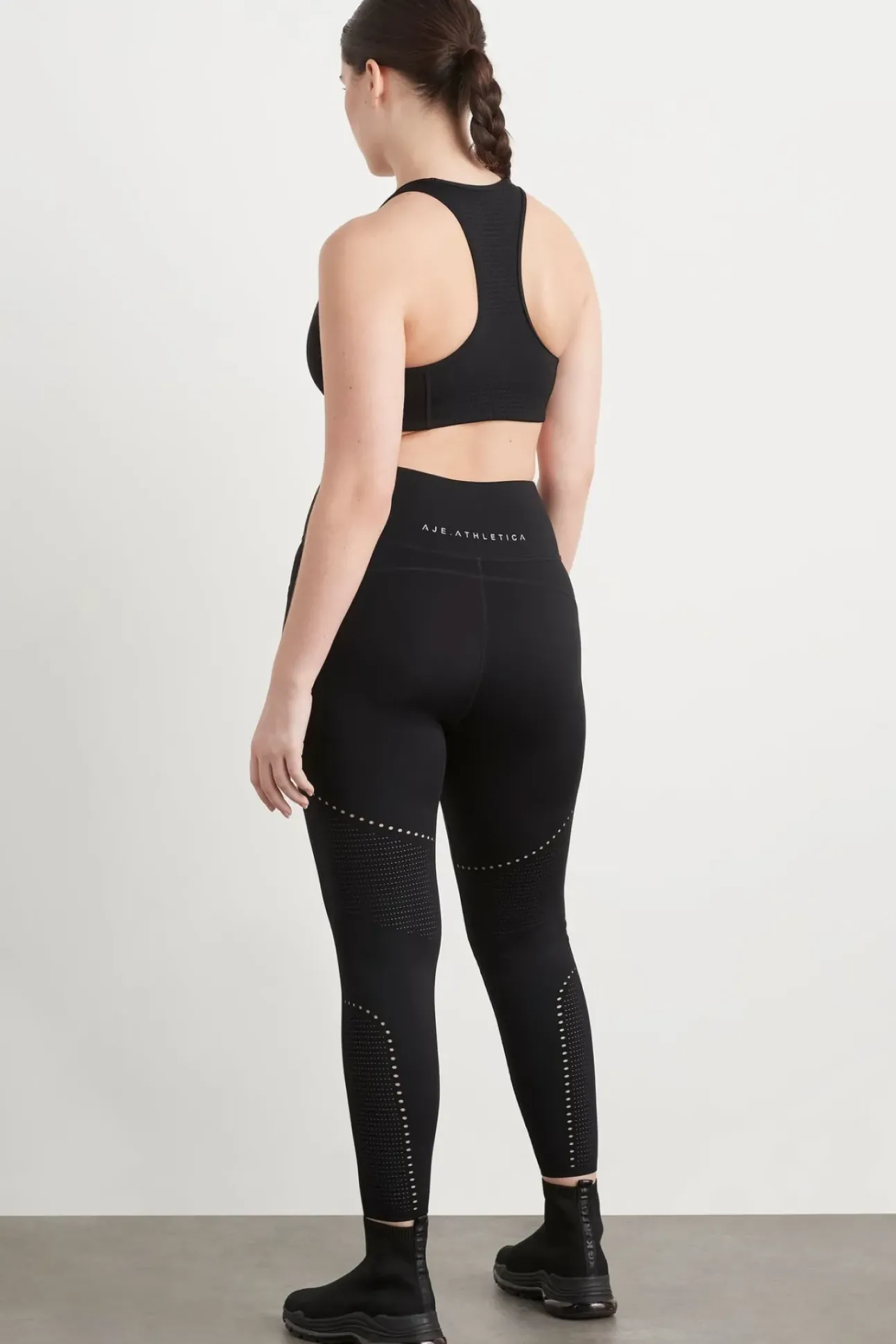 High Rise Perforated 7/8 Legging 227