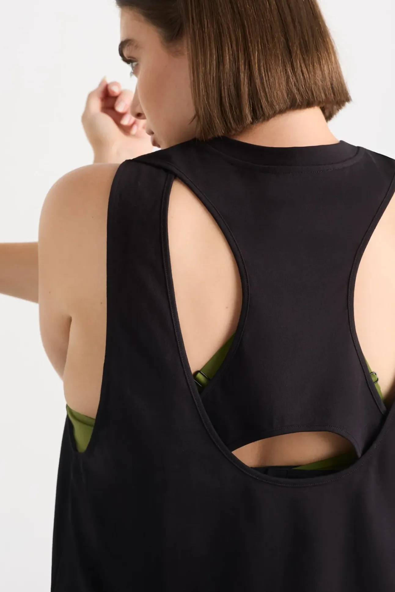 Interlock Logo Tank 141