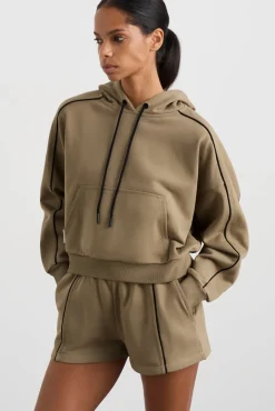 Kangaroo Pocket Hoodie 405