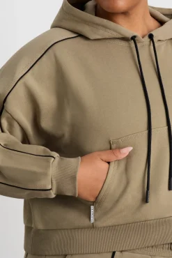 Kangaroo Pocket Hoodie 405