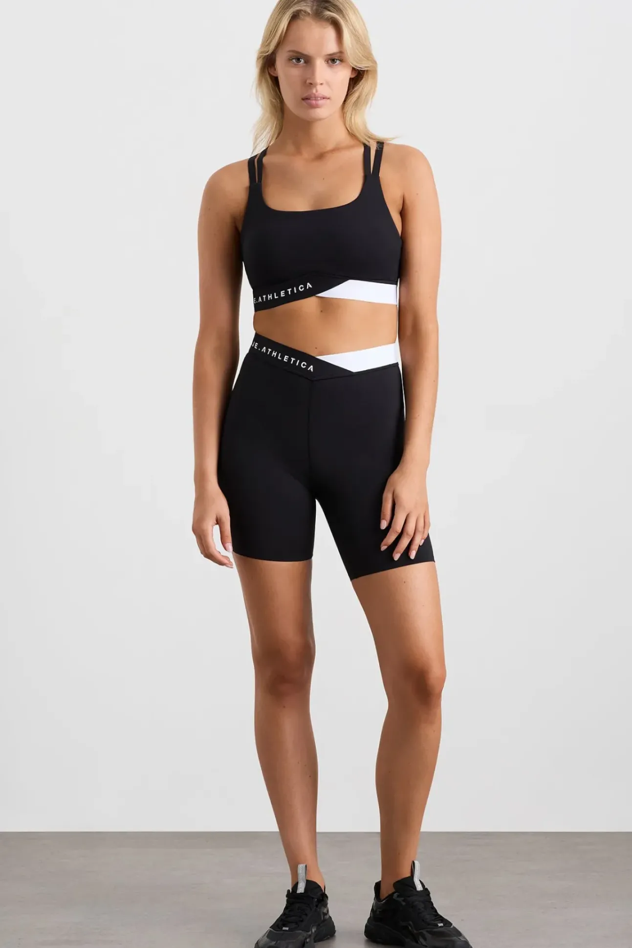 Logo Elastic Sports Bra 323