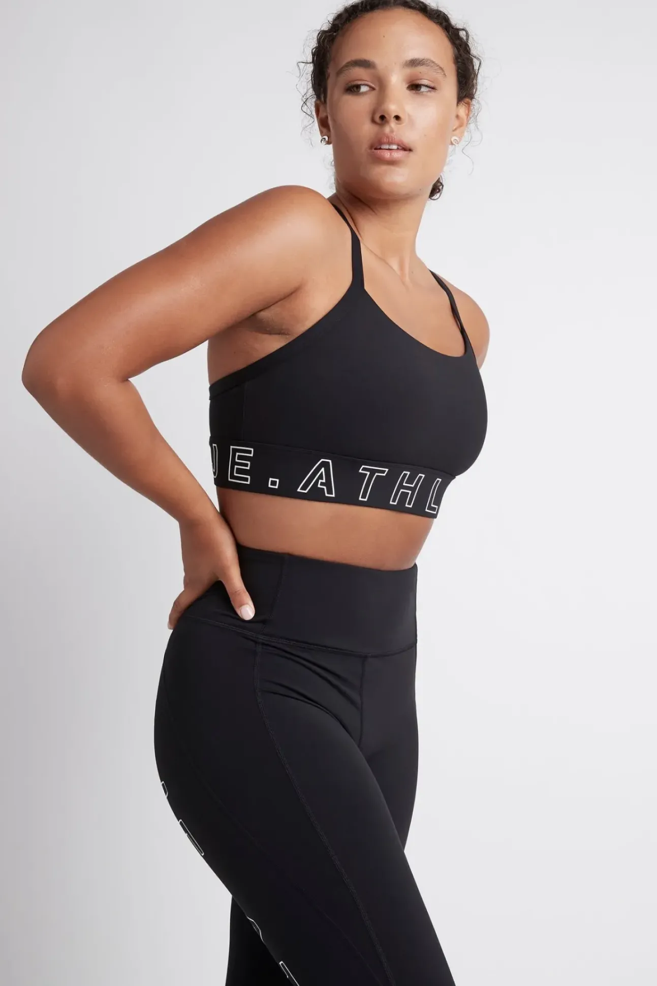 Logotape Adjustable Strap Sports Bra 307