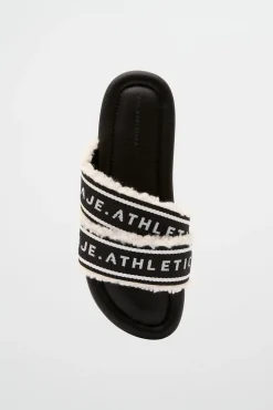 Logotape Shearling Slides 938