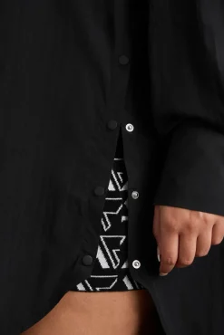 Longline Windbreaker Shirt 438