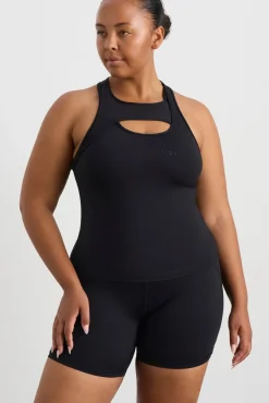 Mesh Keyhole Tank 154