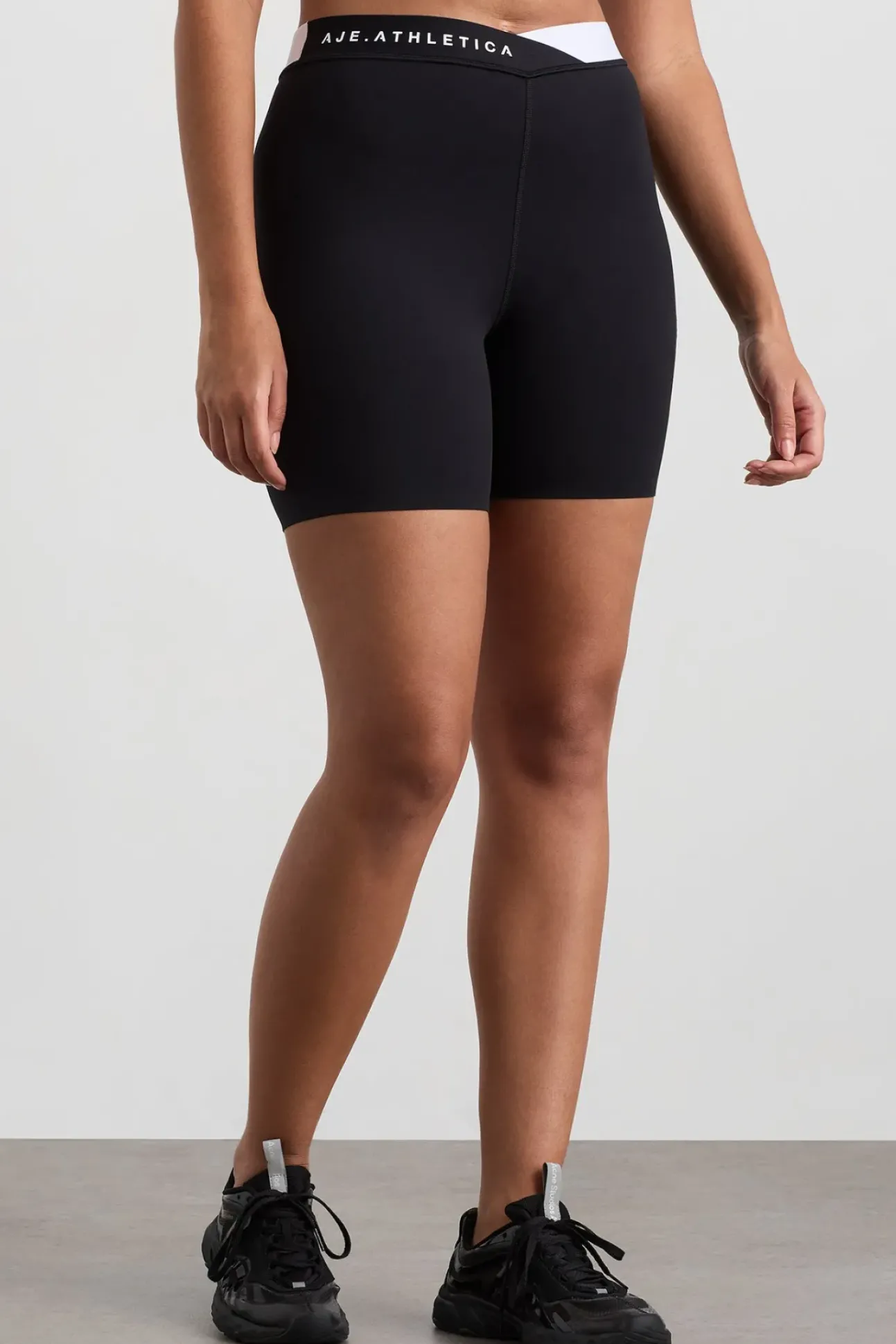 Mid Cross Over Bike Shorts 607