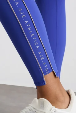 Notch Logo 7/8 Legging 240