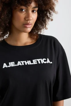 Oversized Bold Logo Tee 102