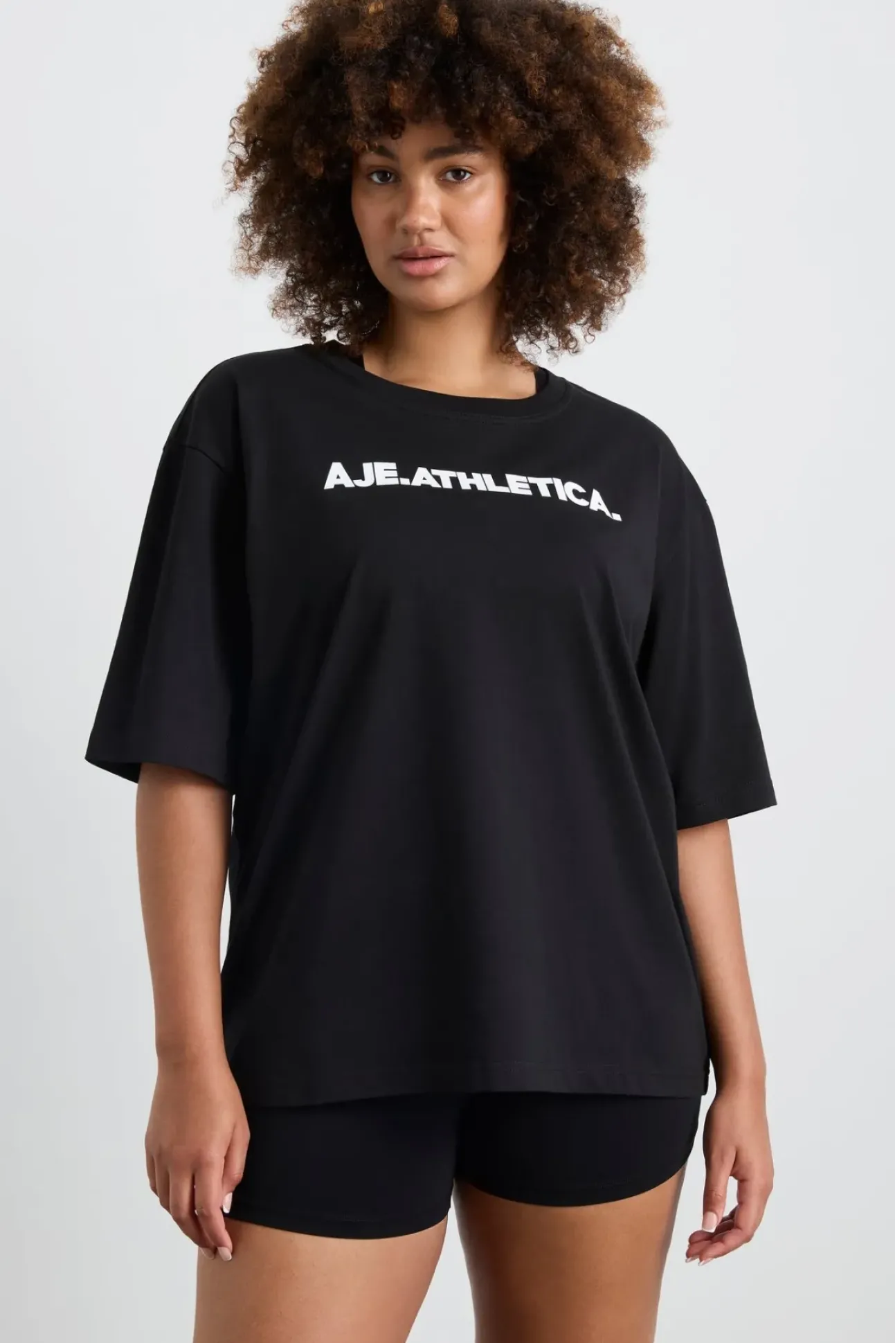 Oversized Bold Logo Tee 102