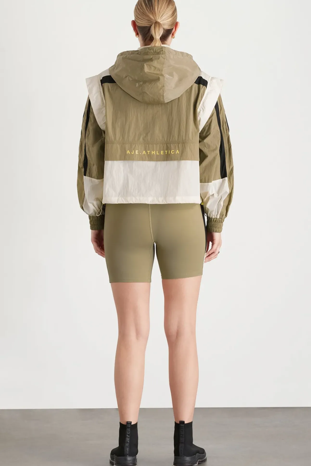 Panelled Hybrid Jacket 748