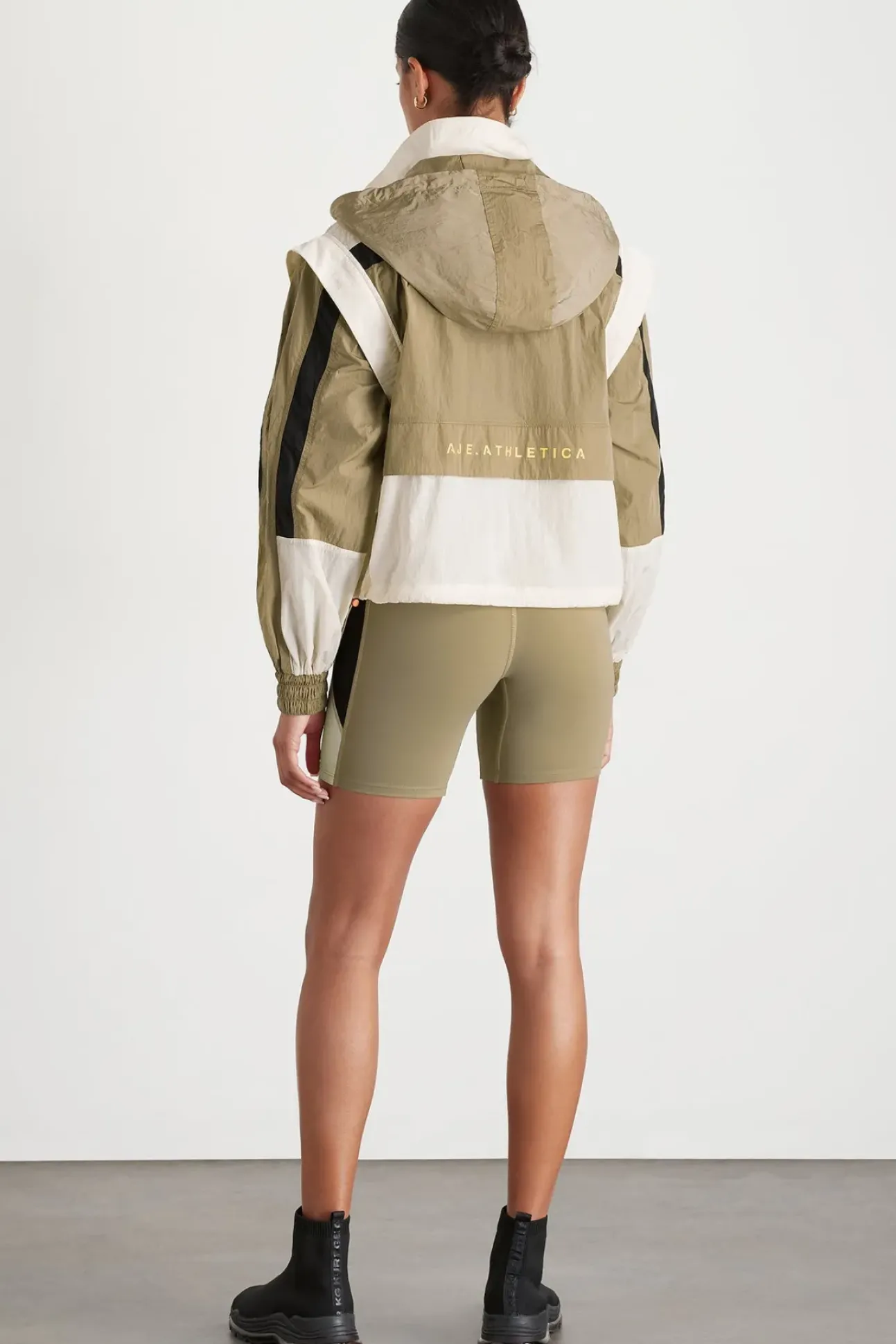 Panelled Hybrid Jacket 748