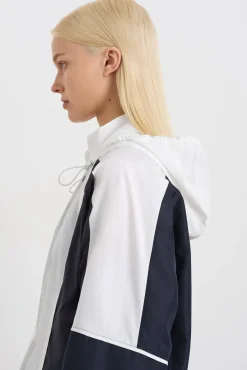 Panelled Zip Jacket 725