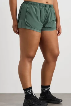 Perforated Spray Shorts 019