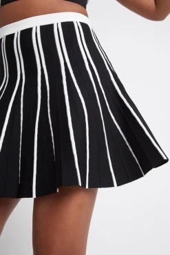 Pleated Knit Mini Skirt 611