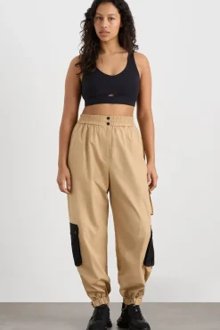 Plunge Sports Bra 337