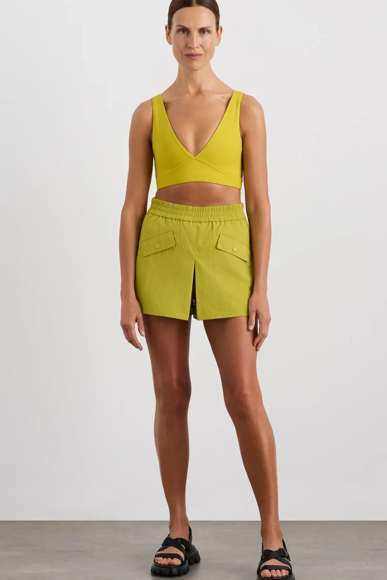 Plunge Sports Bra 337