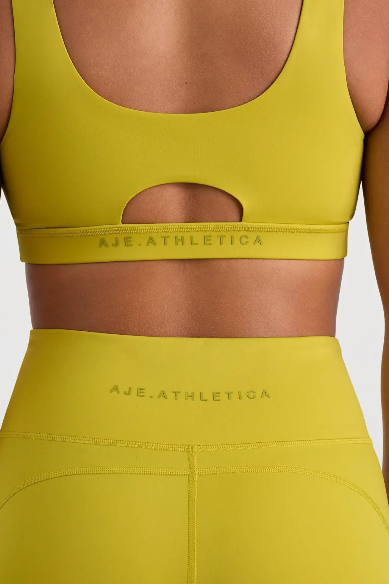 Plunge Sports Bra 337