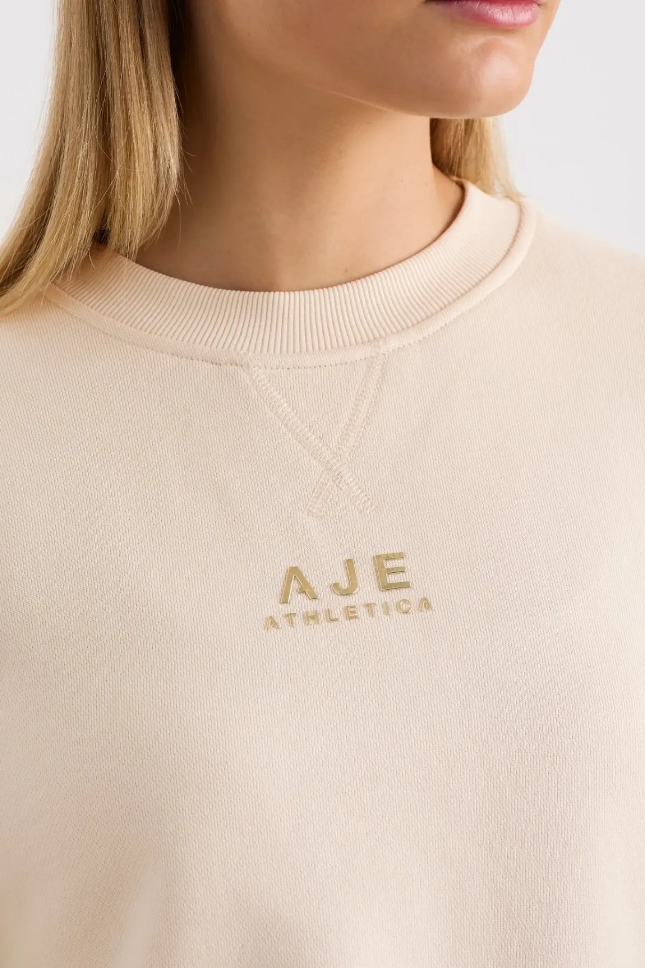 Relaxed Logo Crew Jumper 417