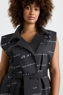 Reversible Sleeveless Trench 703