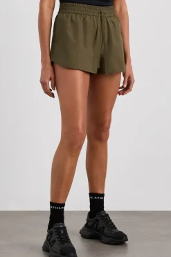 Running Spray Short 643