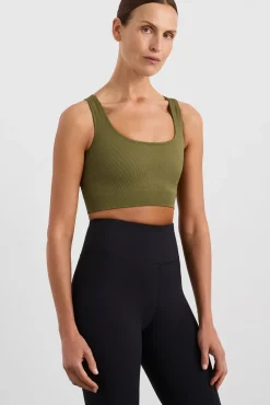 Seamless Crop 331